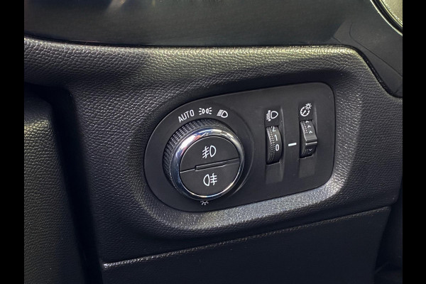 Opel Corsa 1.2 GS Line - 101PK - Apple CarPlay I Airco I PDC/Achteruitrij camera I Sport interieur & Velgen I Dealer onderhouden