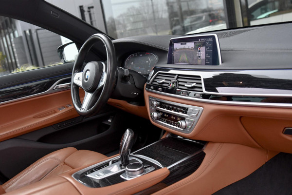 BMW 7 Serie 730d M-Sport. Pano, Softclose, HUD, Luchtv, 360, Keyless, Aero, Hifi, CarPlay, Sfeer!