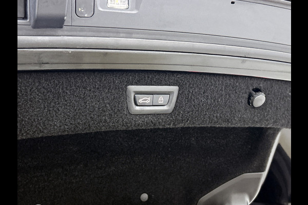 BMW 8 Serie Gran Coupé 840i xDrive M-sport(Dealer OnderH, Carplay, 360 Camera, Stoel VerW/ Koeling, Addp Cruise, Head-up, Etc)