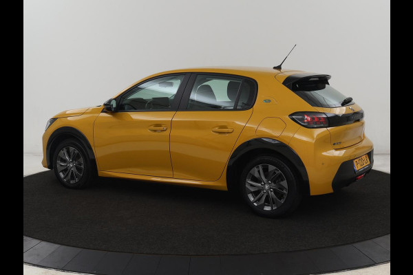 Peugeot e-208 EV Active Pack 50 kWh | SOH 91% | 3 Fase | Stoelverwarming | Navigatie | Carplay | Parkeerhulp | DAB | Full LED | Climate control | Cruise control