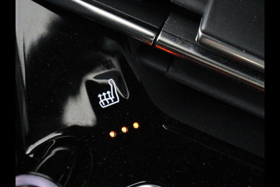 Peugeot e-208 EV Active Pack 50 kWh | SOH 91% | 3 Fase | Stoelverwarming | Navigatie | Carplay | Parkeerhulp | DAB | Full LED | Climate control | Cruise control