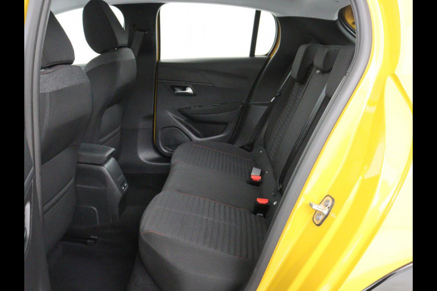 Peugeot e-208 EV Active Pack 50 kWh | SOH 91% | 3 Fase | Stoelverwarming | Navigatie | Carplay | Parkeerhulp | DAB | Full LED | Climate control | Cruise control