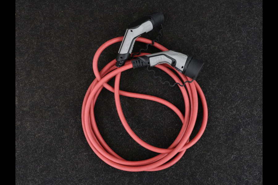 Peugeot e-208 EV Active Pack 50 kWh | SOH 91% | 3 Fase | Stoelverwarming | Navigatie | Carplay | Parkeerhulp | DAB | Full LED | Climate control | Cruise control