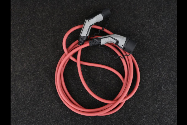 Peugeot e-208 EV Active Pack 50 kWh | SOH 91% | 3 Fase | Stoelverwarming | Navigatie | Carplay | Parkeerhulp | DAB | Full LED | Climate control | Cruise control