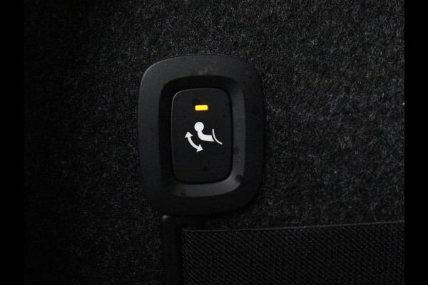 Polestar 2 Long Range Dual Motor Launch Edition 78kWh | SOH 90% | Panoramadak | Trekhaak | 360 Camera | Achterbankverwarming | Adaptive cruise | Carplay | Camera | Stoelverwarming | Keyless