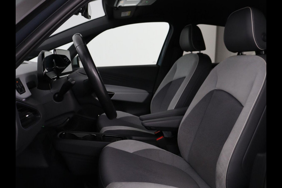 Volkswagen ID.3 Business 58 kWh | Stoel & stuurverwarming | Matrix LED | Carplay | Camera | Adaptive cruise | Keyless | Navigatie | Parkeerhulp | Bluetooth