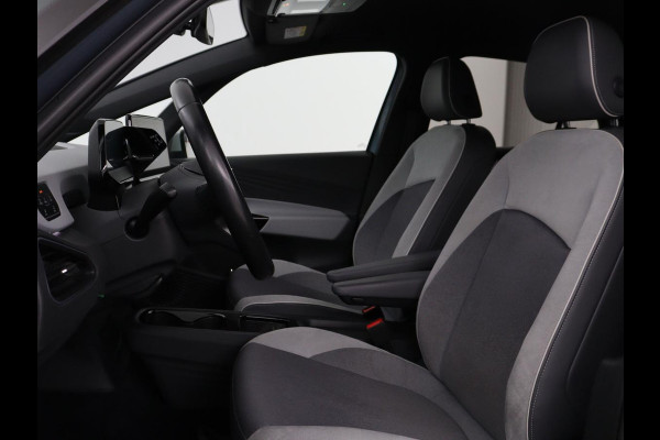 Volkswagen ID.3 Business 58 kWh | Stoel & stuurverwarming | Matrix LED | Carplay | Camera | Adaptive cruise | Keyless | Navigatie | Parkeerhulp | Bluetooth