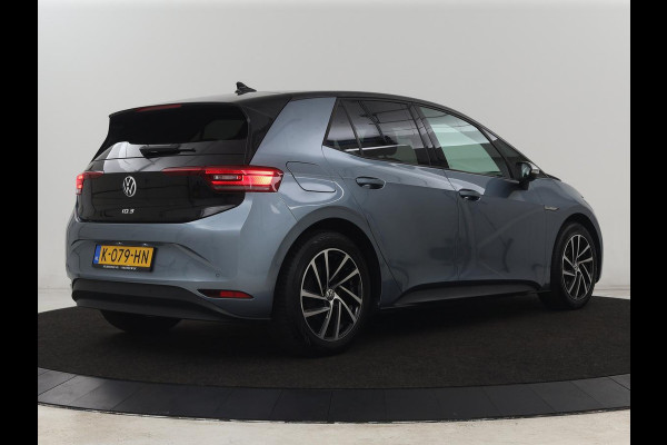 Volkswagen ID.3 Business 58 kWh | Stoel & stuurverwarming | Matrix LED | Carplay | Camera | Adaptive cruise | Keyless | Navigatie | Parkeerhulp | Bluetooth