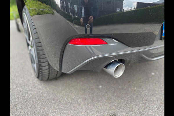 BMW X2 SDrive20i High Exe M-Pakket Panoramadak leer Navi Head-Up Camera