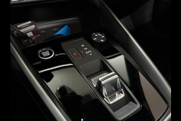 Audi A3 Sportback 35 TFSI S Black edition | S-Line | Pano | Camera | Matrix LED | RS-stoelen | Adaptive Cruise | Navigatie | NAP