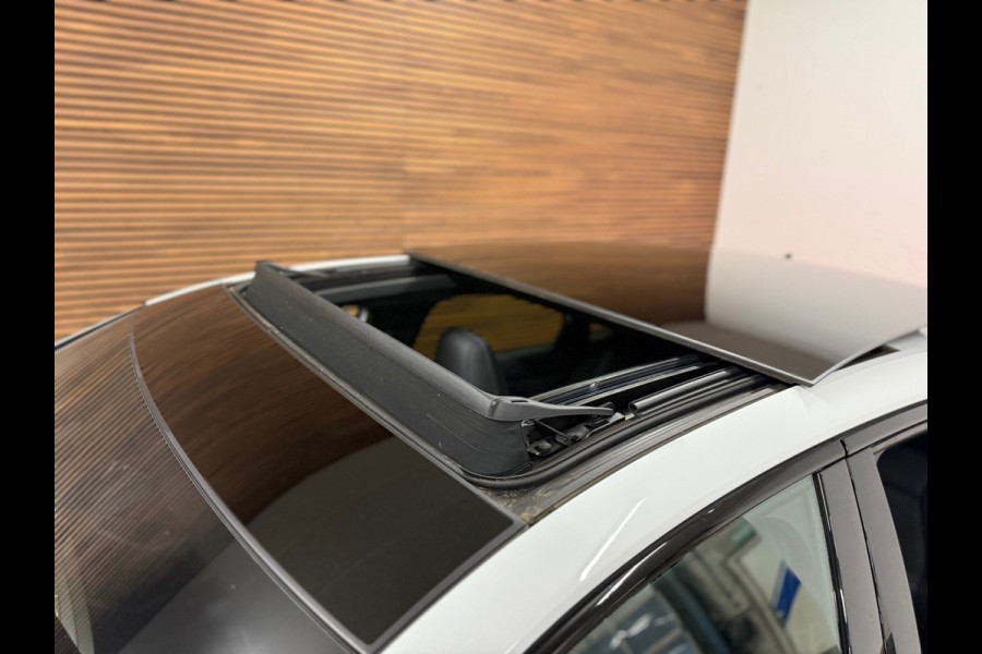 Audi A3 Sportback 35 TFSI S Black edition | S-Line | Pano | Camera | Matrix LED | RS-stoelen | Adaptive Cruise | Navigatie | NAP