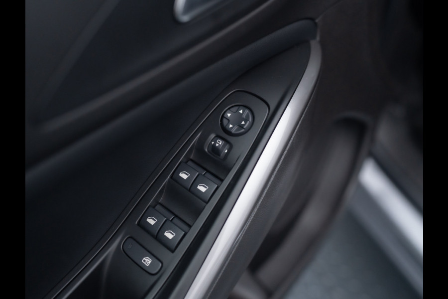 Opel Grandland 1.2 Turbo GS Line | Camera | Stoel & Stuur verw. | Navi | Prijs Rijklaar!!