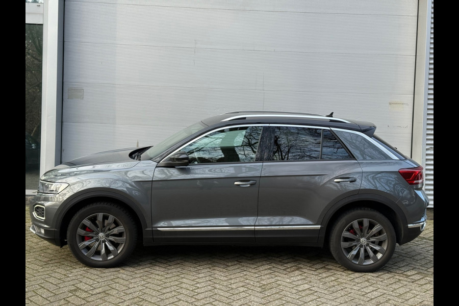 Volkswagen T-Roc 1.5 TSI Sport l Volledig Dealer Onderhouden l Virtual Cockpit l Navi l Automaat l ACC l trekhaak l