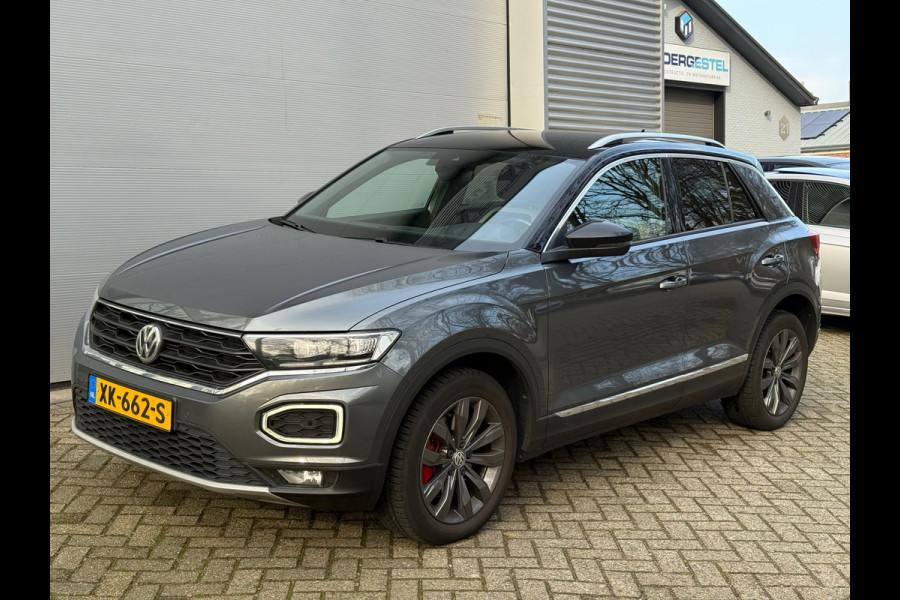 Volkswagen T-Roc 1.5 TSI Sport l Volledig Dealer Onderhouden l Virtual Cockpit l Navi l Automaat l ACC l trekhaak l