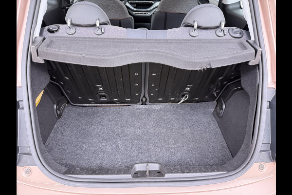 Fiat 500 Icon 42 kWh SOH 89% Panoramadak Navi Apple Carplay Android Auto Ecc Cruise Control Pdc Lmv 16" Lane Control Traffic Sign Recognition DAB Led SOH 89% Origineel Nederlandse Auto