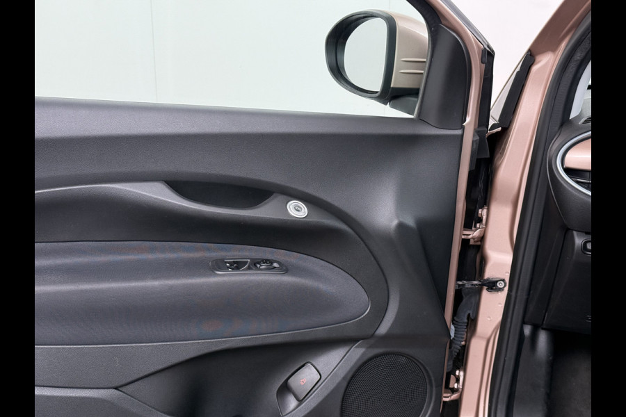 Fiat 500 Icon 42 kWh SOH 89% Panoramadak Navi Apple Carplay Android Auto Ecc Cruise Control Pdc Lmv 16" Lane Control Traffic Sign Recognition DAB Led SOH 89% Origineel Nederlandse Auto