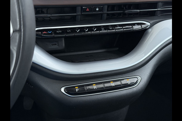 Fiat 500 Icon 42 kWh SOH 89% Panoramadak Navi Apple Carplay Android Auto Ecc Cruise Control Pdc Lmv 16" Lane Control Traffic Sign Recognition DAB Led SOH 89% Origineel Nederlandse Auto