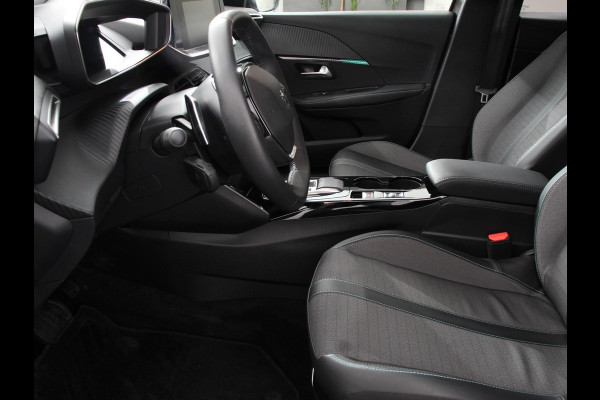 Peugeot 208 1.2 PureTech Allure Pack | Navigatie | Apple Carplay/Android Auto | Airco | Parkeer sensoren | Cruise Control | Led | Lichtmetalen Velgen | Stoelverwarming