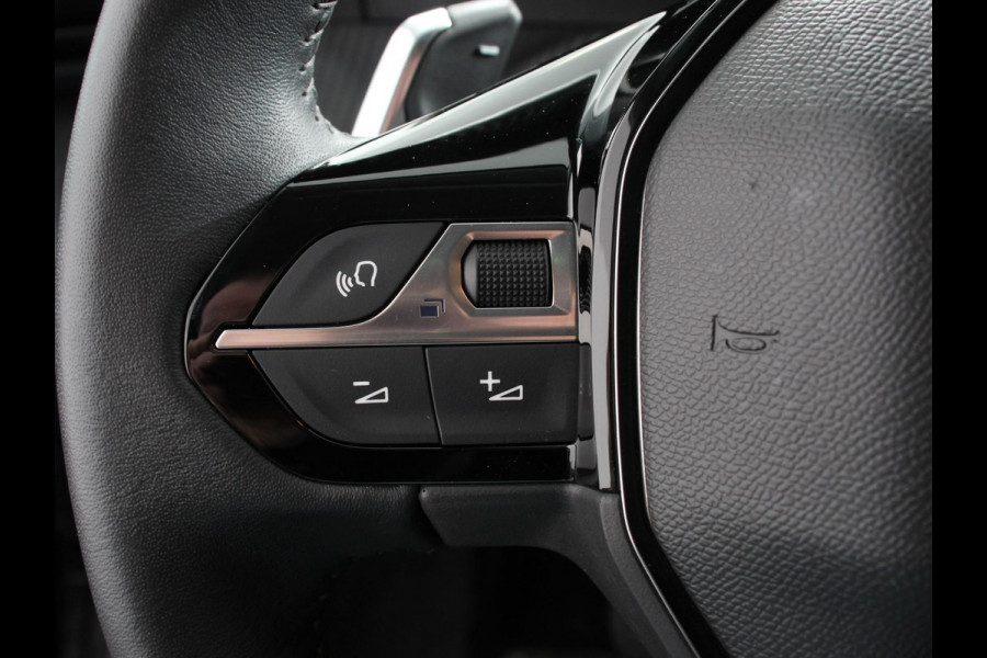 Peugeot 208 1.2 PureTech Allure Pack | Navigatie | Apple Carplay/Android Auto | Airco | Parkeer sensoren | Cruise Control | Led | Lichtmetalen Velgen | Stoelverwarming