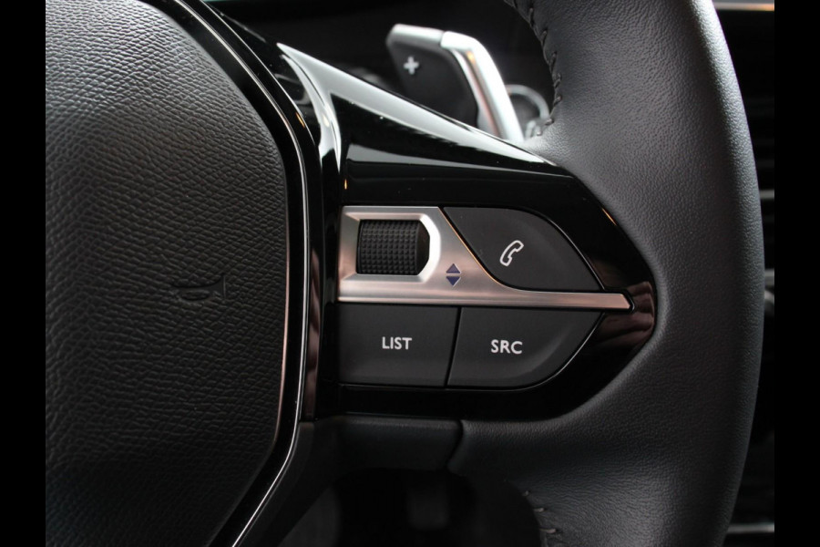 Peugeot 208 1.2 PureTech Allure Pack | Navigatie | Apple Carplay/Android Auto | Airco | Parkeer sensoren | Cruise Control | Led | Lichtmetalen Velgen | Stoelverwarming