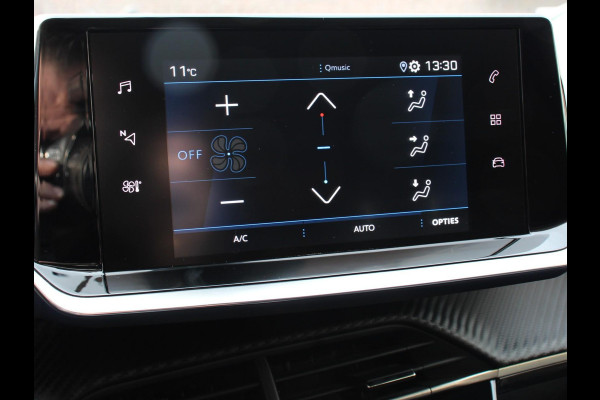 Peugeot 208 1.2 PureTech Allure Pack | Navigatie | Apple Carplay/Android Auto | Airco | Parkeer sensoren | Cruise Control | Led | Lichtmetalen Velgen | Stoelverwarming