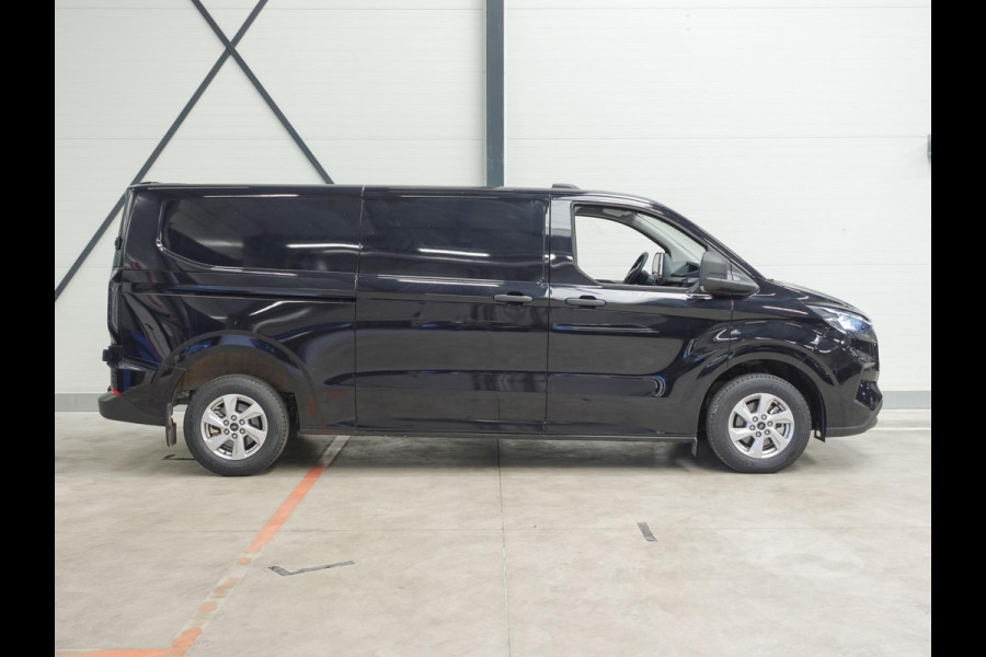 Ford Transit Custom 300 2.0 TDCI L2H1 Trend Nieuw Model Ford Transit Custom 300 2.0 TDCI L2H1 Trend NM Navi Cruise Camera Parkeersensoren Trekhaak