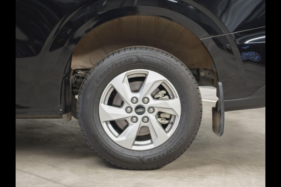 Ford Transit Custom 300 2.0 TDCI L2H1 Trend Nieuw Model Ford Transit Custom 300 2.0 TDCI L2H1 Trend NM Navi Cruise Camera Parkeersensoren Trekhaak