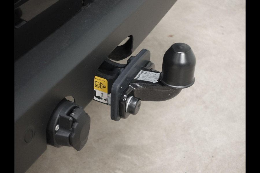 Ford Transit Custom 300 2.0 TDCI L2H1 Trend Nieuw Model Ford Transit Custom 300 2.0 TDCI L2H1 Trend NM Navi Cruise Camera Parkeersensoren Trekhaak