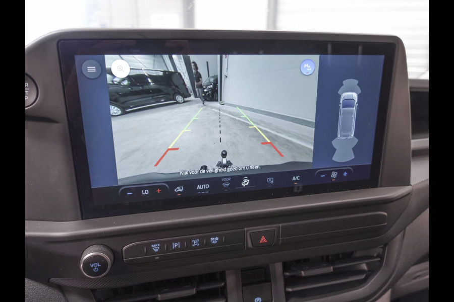 Ford Transit Custom 300 2.0 TDCI L2H1 Trend Nieuw Model Ford Transit Custom 300 2.0 TDCI L2H1 Trend NM Navi Cruise Camera Parkeersensoren Trekhaak