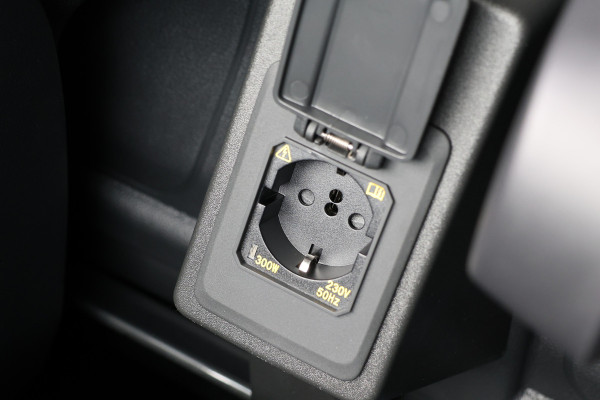 Volkswagen Caddy Cargo Maxi 2.0 TDI DSG | LED | Camera | CarPlay | Lane Assist | Virtual Cockpit | Stoelverwarming | Cruise control | DAB | Keyless Go | Fabrieksgarantie