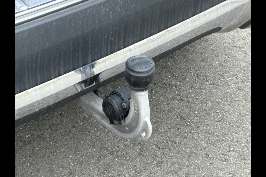 Mercedes-Benz GLA 250e Luxury Plugin Hybride 250e Luxury // Trekhaak // Carplay // Camera // Sfeerverlichting // Widescreen Dashbord