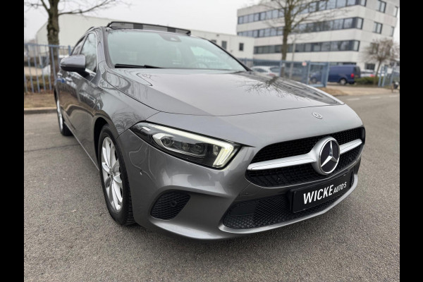 Mercedes-Benz A-Klasse 200 Panorama Memory Sfeerverlichting Camera