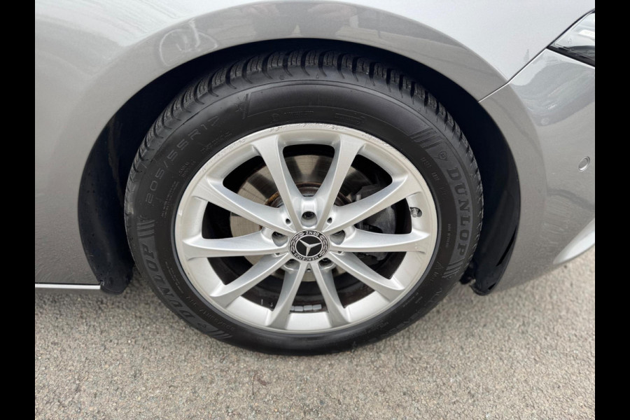 Mercedes-Benz A-Klasse 200 Panorama Memory Sfeerverlichting Camera