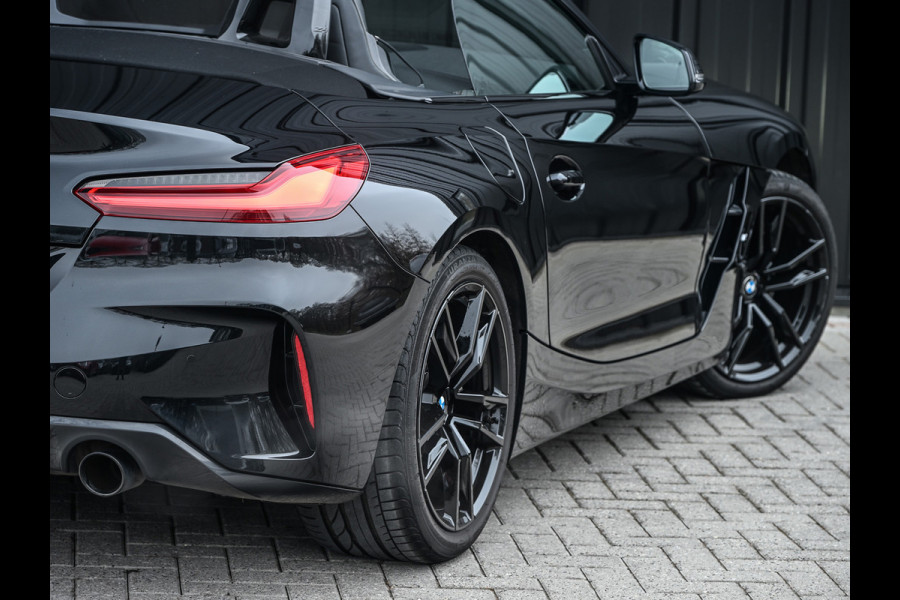 BMW Z4 Roadster sDrive30i · M-Sport 259pk · Sportbrake · Alarm system · Sport Seats · Comfort Access · Adaptive Led · Driving Assistant