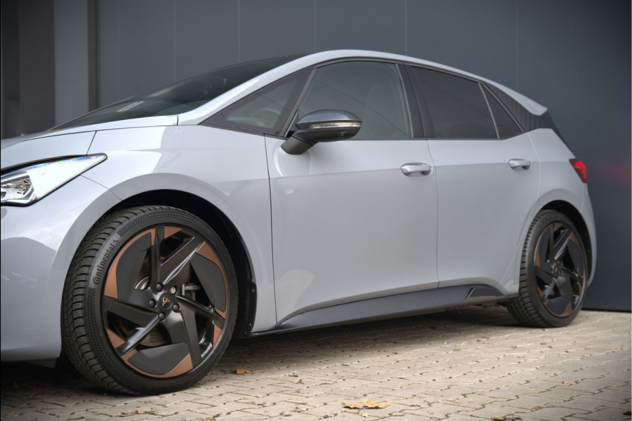 CUPRA Born Copper Edition One 62 kWh | Panoramadak | 360 Camera | Elektrische Stoelen | Massage | Stuurverwarming |  Head-Up Display | Keyless | Adaptive Cruise Control | Stoelverwarming | Apple Carplay | NAP | DAB |