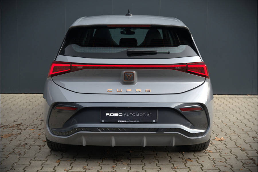 CUPRA Born Copper Edition One 62 kWh | Panoramadak | 360 Camera | Elektrische Stoelen | Massage | Stuurverwarming |  Head-Up Display | Keyless | Adaptive Cruise Control | Stoelverwarming | Apple Carplay | NAP | DAB |