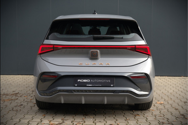CUPRA Born Copper Edition One 62 kWh | Panoramadak | 360 Camera | Elektrische Stoelen | Massage | Stuurverwarming |  Head-Up Display | Keyless | Adaptive Cruise Control | Stoelverwarming | Apple Carplay | NAP | DAB |