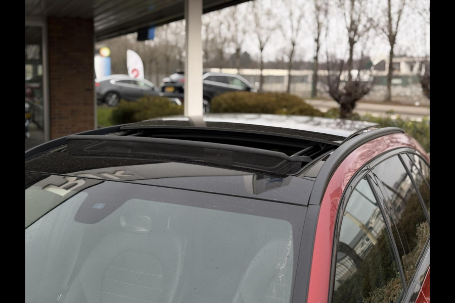 Mercedes-Benz C-Klasse Estate 180 Business Solution AMG Line/Nigh Pakk. | Pano, Leder/Alcan., Carplay/Android, Stoelverw., 18''