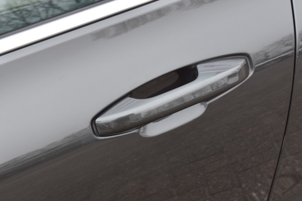 Volvo V60 B3 177PK Automaat Inscription | Trekhaak | ACC | Leder| Stuurverwarming | Elektr. Stoel