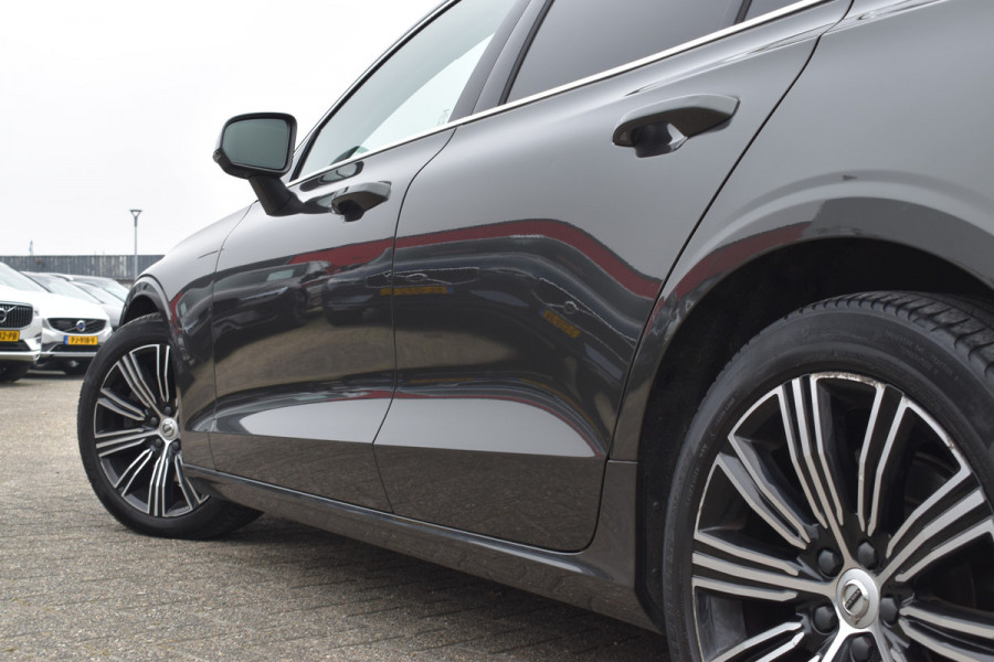 Volvo V60 B3 177PK Automaat Inscription | Trekhaak | ACC | Leder| Stuurverwarming | Elektr. Stoel