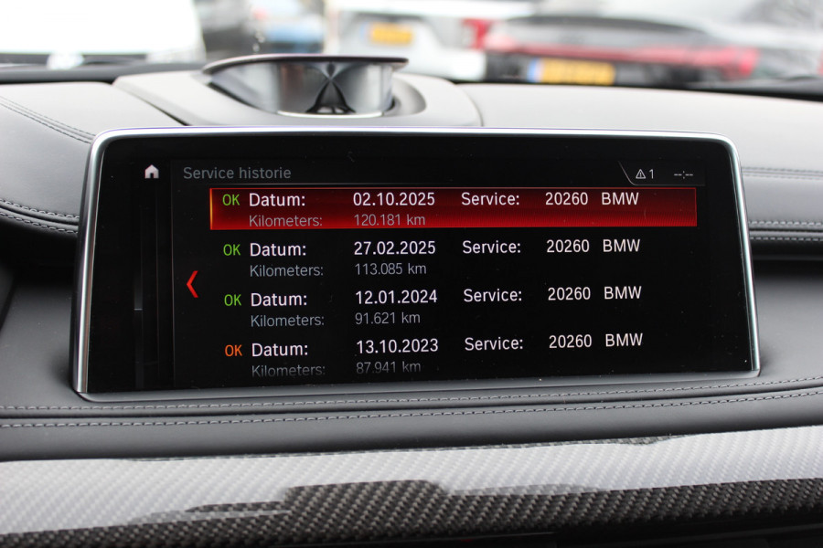 BMW X6 M / NL Auto! / Full option! / NIEUWSTAAT! / Trekhaak / Schuifdak / 360Camera / Carbon intr. / B&O / Softclose / Leder / 21'' / Standkachel / Entertainment System / Luchtvering / Stoelventilatie