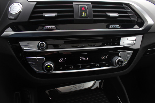 BMW X4 xDrive20i High Exe. M Sport / Panoramadak / 360Camera / Leder / 20'' / Harman Kardon / Navigatie / Dodehoek / DAB / Stoelverwarming / ACC