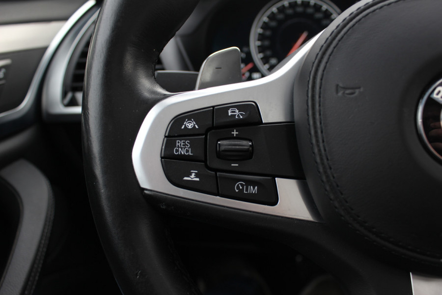 BMW X4 xDrive20i High Exe. M Sport / Panoramadak / 360Camera / Leder / 20'' / Harman Kardon / Navigatie / Dodehoek / DAB / Stoelverwarming / ACC