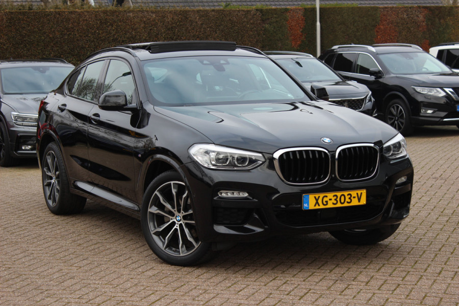 BMW X4 xDrive20i High Exe. M Sport / Panoramadak / 360Camera / Leder / 20'' / Harman Kardon / Navigatie / Dodehoek / DAB / Stoelverwarming / ACC