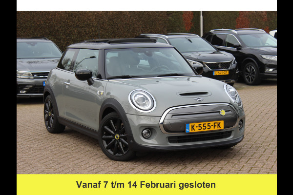 MINI Mini Electric Yours 33 kWh / SoH 95% / Full option! / Panoramadak / Camera / Head-up / Leder / Harman Kardon / Keyless / 17'' / CarPlay / Stoelverwarming / Matrix LED / DAB / Cruise Control