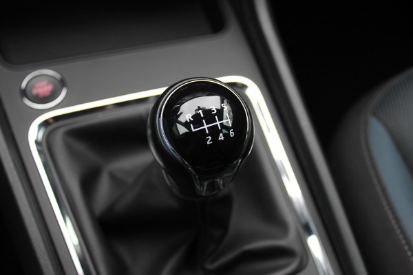 Seat Ateca 1.4 EcoTSI FR Business Intense / Camera / Virtual Cockpit / Navigatie / Keyless / 18'' / DAB / Cruise Control