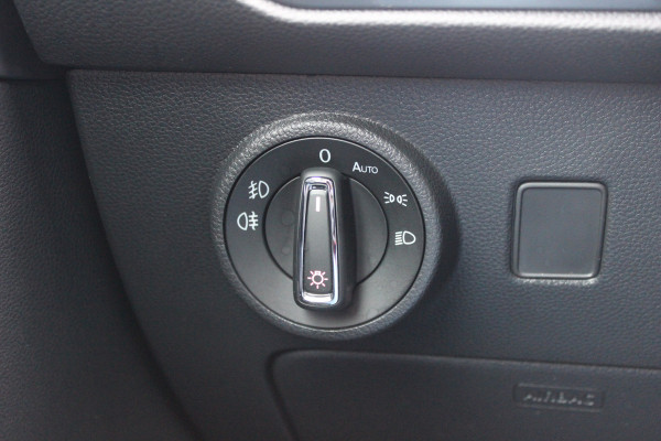 Seat Ateca 1.4 EcoTSI FR Business Intense / Camera / Virtual Cockpit / Navigatie / Keyless / 18'' / DAB / Cruise Control