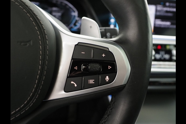 BMW X5 xDrive45e M-Sport Shadow | Panoramadak | Luchtvering | 360 | LaserLED | HUD | Adaptive Cruise | Carplay