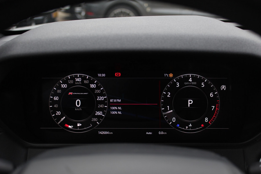 Land Rover Range Rover Velar 3.0 V6 SC AWD R-Dynamic S / Panoramadak / Camera / Leder / Meridian / 21'' / Stoelventilatie+Massage / Entertainment System / Keyless / Navigatie / Stoelverwarming 4x / Cruise Control