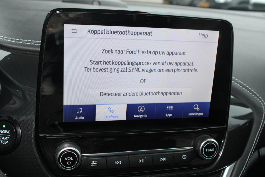 Ford Fiesta 1.0 EcoBoost 125 PK Hybrid Vignale | Trekhaak | Camera | Lederen bekleding | Adaptieve Cruise Control | BLIS | Keyless Entry | Navigatie | Winterpack